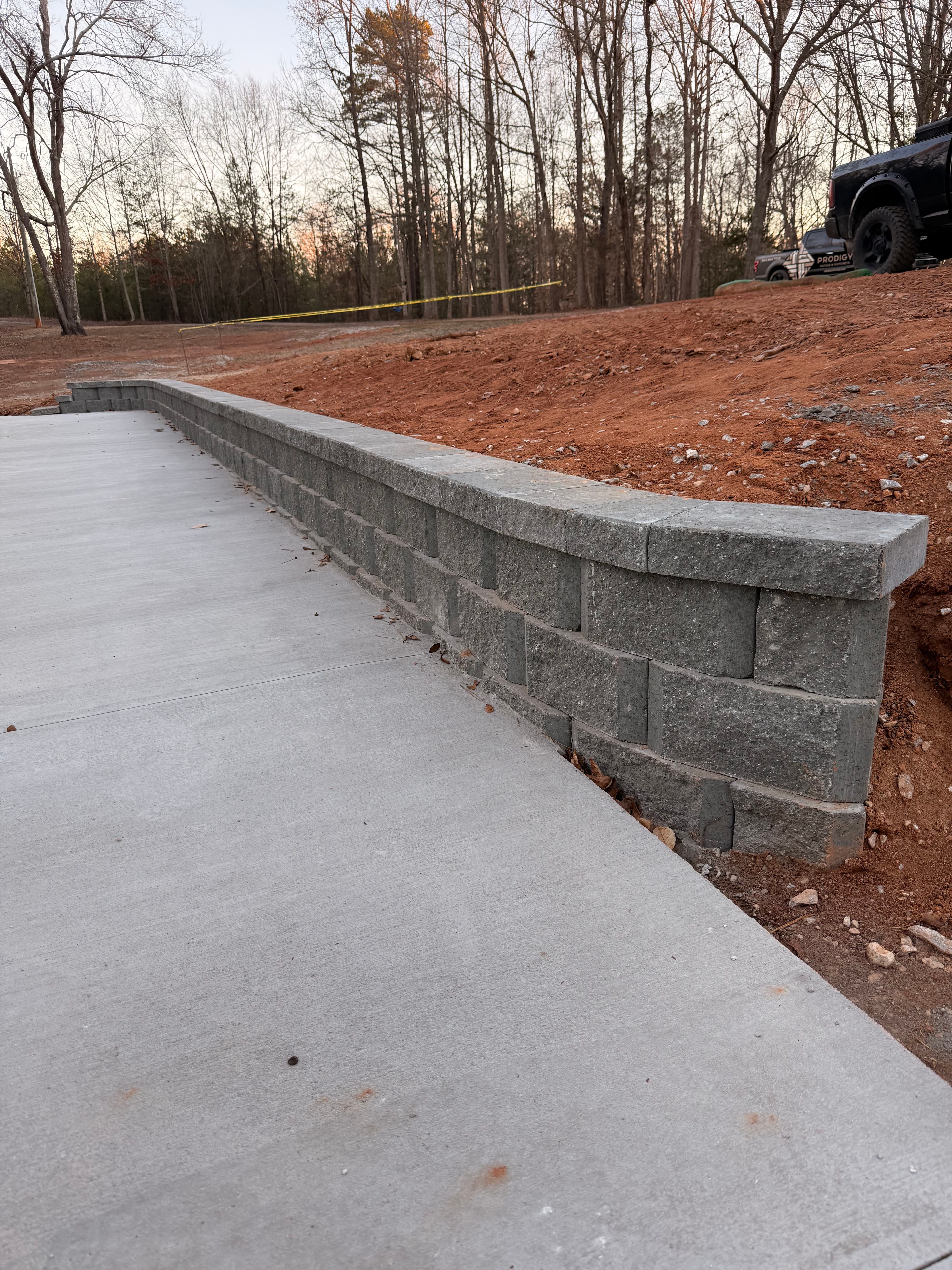 Project Seamless Curved Retaining Wall in Spartanburg image